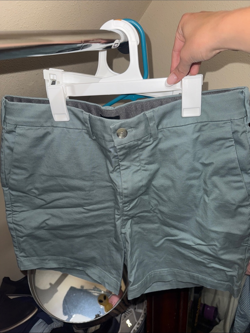 Express Men's Flat Front Chino Shorts - Sage Green